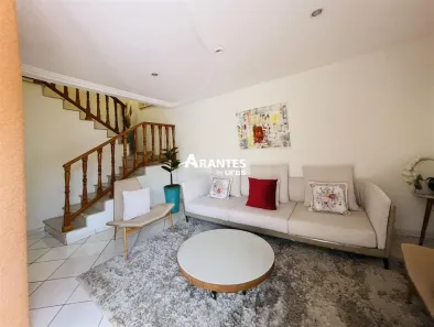 Casa com 3 Quartos à venda, 237m² no Nova Uberlândia, Uberlândia