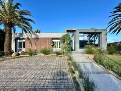 Casa de Condomínio com 4 Quartos à venda, 219m² no , Capão da Canoa