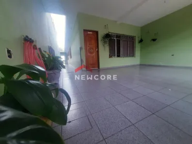 Casa com 2 Quartos à venda, 162m² no Jardim Presidente Dutra, Guarulhos
