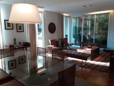 Casa com 2 Quartos à venda, 330m² no Indianópolis, São Paulo