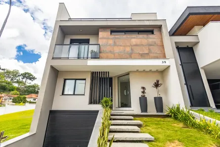 Casa de Condomínio com 4 Quartos à venda, 293m² no Santa Cândida, Curitiba