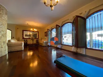 Casa com 4 Quartos para alugar, 286m² no Vila Hamburguesa, São Paulo