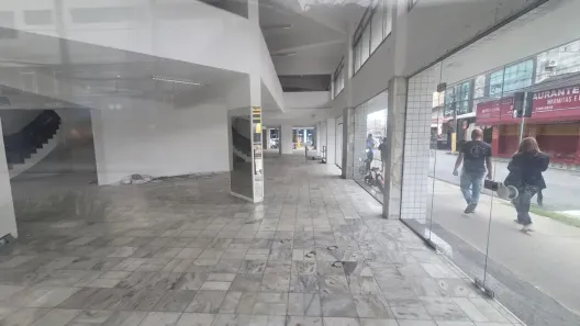 Ponto Comercial para alugar, 1200m² no Centro, Itajaí