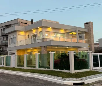 Casa com 4 Quartos à venda, 300m² no Zona Nova Sul, Tramandaí