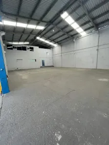 Sala Comercial para alugar, 550m² no Municípios, Balneário Camboriú