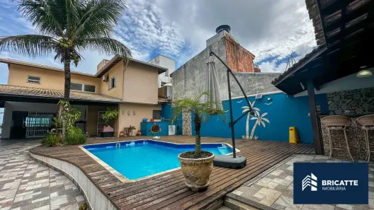 Sobrado com 6 Quartos à venda, 343m² no Centro, Itanhaém