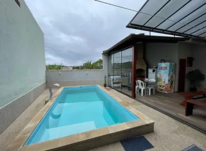 Casa com 3 Quartos à venda, 200m² no Jardim Amália, Volta Redonda