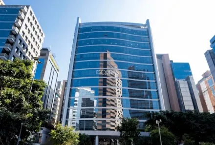 Casa com 1 Quarto para venda ou aluguel, 499m² no Vila Olímpia, São Paulo