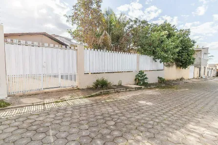 Casa com 5 Quartos à venda, 220m² no Setor Habitacional Arniqueira, Brasília