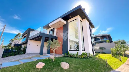 Casa de Condomínio com 4 Quartos à venda, 321m² no Centro, Gravataí