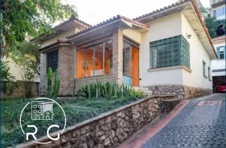 Casa com 2 Quartos à venda, 180m² no Pacaembu, São Paulo