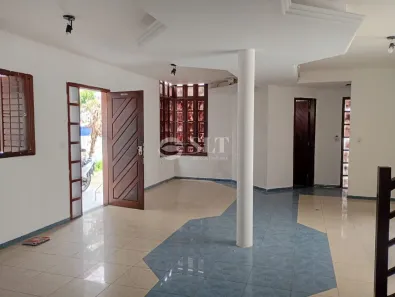 Casa com 4 Quartos para alugar, 320m² no Capim Macio, Natal