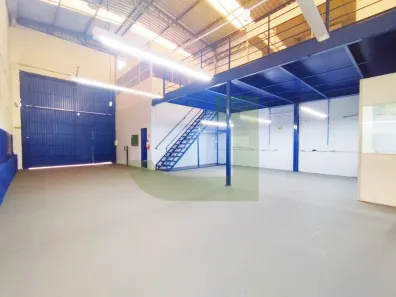 Galpão/Depósito/Armazém à venda, 269m² no São João Batista, São Leopoldo