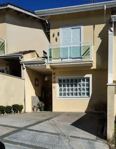 Sobrado com 2 Quartos à venda, 77m² no Vila Caputera, Mogi das Cruzes