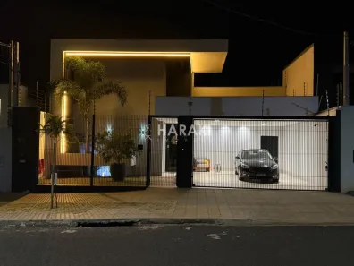 Casa com 3 Quartos à venda, 207m² no Jardim Munique, Maringá
