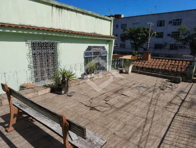Casa com 2 Quartos à venda, 160m² no Vila da Penha, Rio de Janeiro