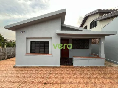 Casa com 3 Quartos para alugar, 125m² no Chácara Machadinho I, Americana