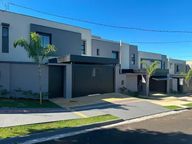 Sobrado com 3 Quartos à venda, 200m² no Jardim Burle Marx, Londrina