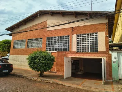 Casa com 5 Quartos à venda, 244m² no Jardim Santa Maria, Igarapava