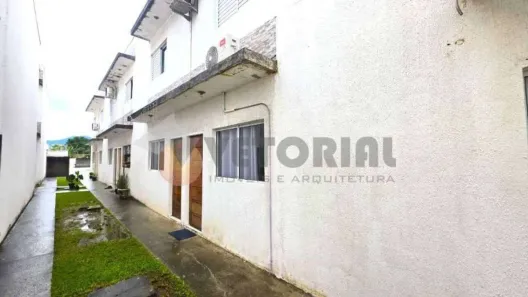 Sobrado com 2 Quartos à venda, 80m² no Balneário dos Golfinhos, Caraguatatuba