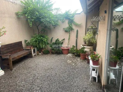 Casa com 3 Quartos à venda, 100m² no Jardim São Paulo, Londrina