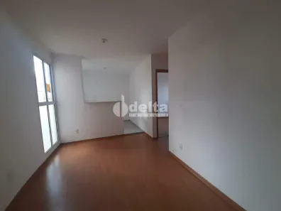 Apartamento com 2 Quartos à venda, 40m² no Jardim Patrícia, Uberlândia