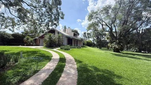 Casa com 3 Quartos para alugar, 371m² no Chácara Malota, Jundiaí