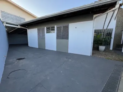 Imóvel Comercial com 5 Quartos para alugar, 406m² no Jardim das Américas, Cuiabá