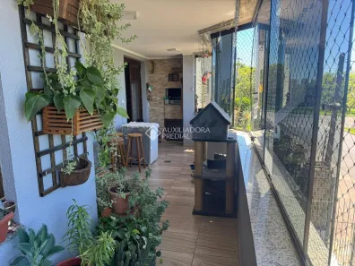 Apartamento com 3 Quartos à venda, 132m² no Jardim Itu, Porto Alegre