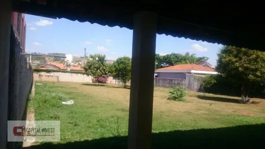 Fazenda/Sítio com 3 Quartos à venda, 200m² no Centro, Jaguariúna