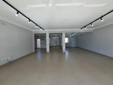 Ponto Comercial para alugar, 256m² no Chácara Girassol, Americana