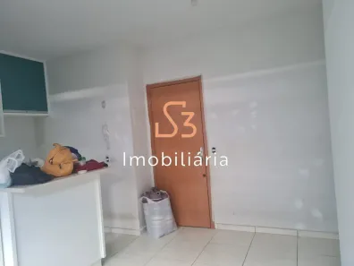 Apartamento com 2 Quartos para alugar, 52m² no Laranjeiras, Uberlândia