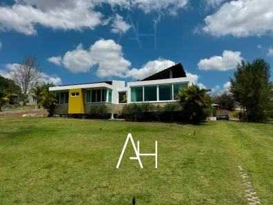 Casa com 5 Quartos à venda, 250m² no Cruzeiro, Gravatá