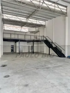 Galpão/Depósito/Armazém para alugar, 327m² no Serraria, Diadema