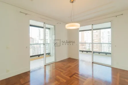 Apartamento com 4 Quartos à venda, 245m² no Vila Uberabinha, São Paulo
