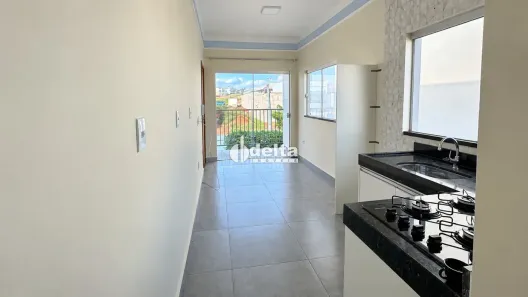 Apartamento com 2 Quartos para alugar, 50m² no Aclimação, Uberlândia