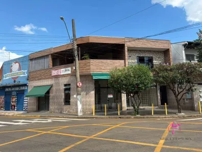 Sobrado com 3 Quartos à venda, 318m² no Jardim Santa Rita, Leme