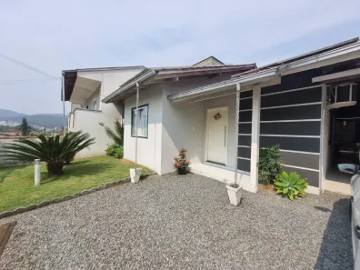 Casa com 3 Quartos à venda, 140m² no Rau, Jaraguá do Sul