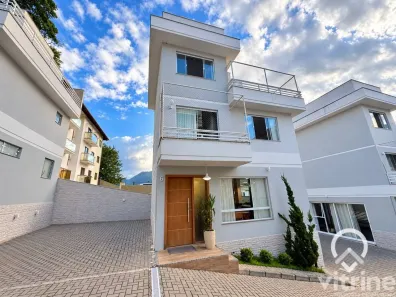 Casa com 3 Quartos à venda, 99m² no Santa Elisa, Nova Friburgo