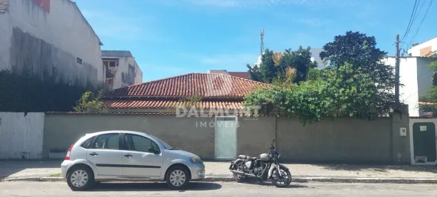 Casa com 9 Quartos à venda, 250m² no Vila Nova, Cabo Frio