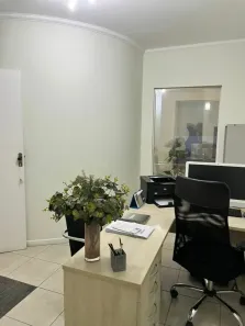 Prédio Comercial à venda, 200m² no Jardim Oriental, São Paulo