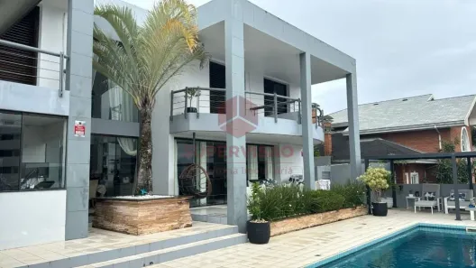 Casa com 4 Quartos à venda, 504m² no João Paulo, Florianópolis