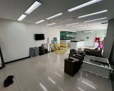 Ponto Comercial para alugar, 300m² no Centro, Itaboraí