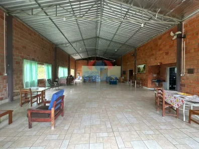 Fazenda/Sítio com 4 Quartos para alugar, 300m² no Cardeal, Elias Fausto