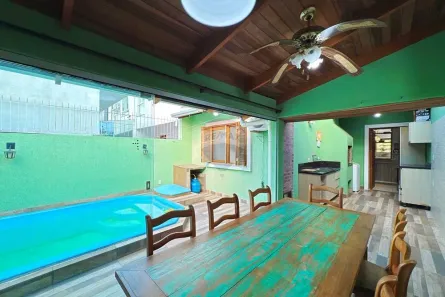 Casa com 2 Quartos à venda, 63m² no Hípica, Porto Alegre