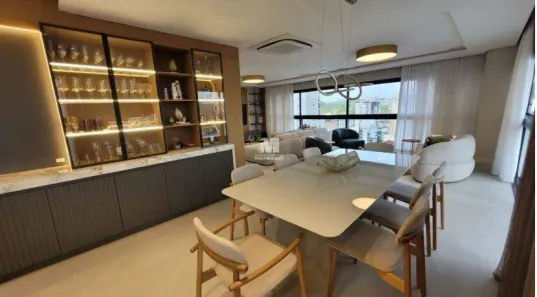 Apartamento com 4 Quartos à venda, 256m² no Centro I, Brusque