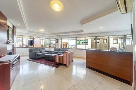 Apartamento com 3 Quartos à venda, 133m² no Petrópolis, Porto Alegre