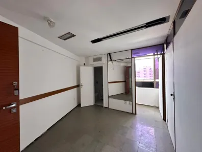 Sala Comercial à venda, 34m² no Joaquim Távora, Fortaleza