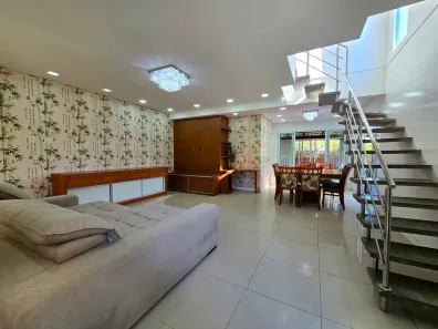 Casa de Condomínio com 3 Quartos à venda, 127m² no São Judas Tadeu, Balneário Camboriú