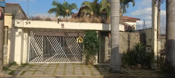 Sobrado com 3 Quartos à venda, 349m² no Vila Santana, Sorocaba